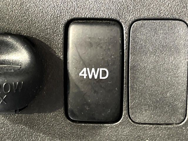 4WD�̂��Ԃł��̂ŁA�ᓹ�ł����S�ł���~��n�n��ɂ��Z�܂��̕��ȊO�ɂ��A�E�B���^�[�X�|�[�c����̕���~��n��֋A�Ȃ����@�������ɂ���������!