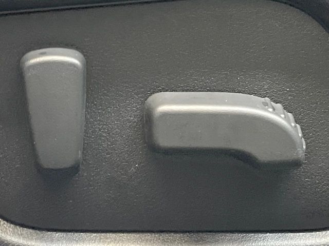 �y�p���[�V�[�g�z�X�C�b�`��ŊȒP�ɃV�[�g�̔��������\!�d��������͂�����܂���!���K�ȃV�[�g�|�W�V�����ɃZ�b�g���āA���K�ȃh���C�u�����y���݂��������B