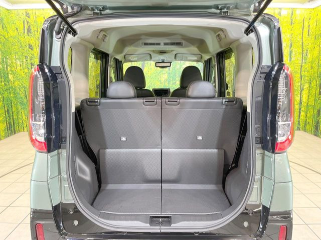 ���i�̂���������ʋ΁A���}���ɏ\���ȉ׎��X�y�[�X���m�ۂ��Ă���܂��B�Z�J���h�V�[�g��|���ƁA�傫�ȉו��̐ύڂ��\�ł���