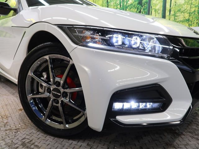 �yLED�w�b�h���C�g�z���V����ԑ��s�����ǍD�Ȏ��E���m�ۂ����S���ĉ^�]�ł��鍂�P�xLED�w�b�h���C�g�𑕔�!�_�����x�������A����d�͂��}�����Ă��܂��B