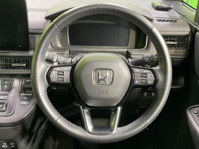 �y�����v�����X�e�A�����O�z�㎿�Ȋv���g�p���邱�ƂŁA��ɂ����������݂ƂĂ��^�]���₷���n���h���ł���