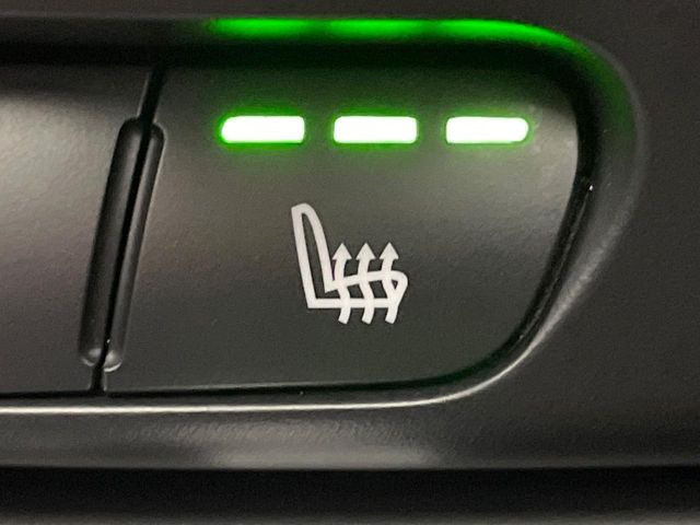 ���t�����g�V�[�g�q�[�e�B���O:�^�]�ȁE����ȋ��ɎO�i�K�Œ��߂��\�ȃV�[�g�q�[�^�[�𑕔����Ă���܂��B�G�߂��킸���K�ɂ��g�p���������܂��B