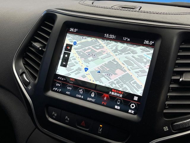 �������i�r:��̊��̂���i�r�́A����������ԓ������o���Ă���܂��B�I�[�f�B�I�@�\���[�����Ă���܂��̂ŁA�^�]�����y���߂܂���