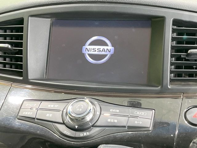 �y�����i�r�z�l�C�̏����i�r�𑕔����Ă���܂��B�i�r�̎g���₷���͂������A�I�[�f�B�I�@�\���[��!�L�����v�◷�s�͂������A�ʋ΂┃�����ȂǕ��i�̃h���C�u���y�����Ȃ�͂���