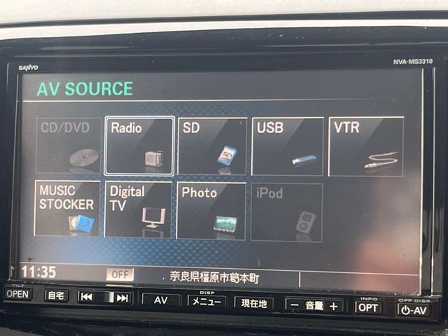 �y�����i�r�z�l�C�̏����i�r�𑕔����Ă���܂��B�i�r�̎g���₷���͂������A�I�[�f�B�I�@�\���[��!�L�����v�◷�s�͂������A�ʋ΂┃�����ȂǕ��i�̃h���C�u���y�����Ȃ�͂���