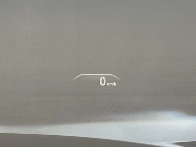 ���w�b�h�A�b�v�f�B�X�v���C:���݂̑��x�⑖�s�����f�W�^���\���ŉ^�]�ȑO���̃K���X�ɓ��e!�^�]���A���������炳���K�v�ȏ����m�F�ł���̂łƂ��Ă��֗��ň��S!