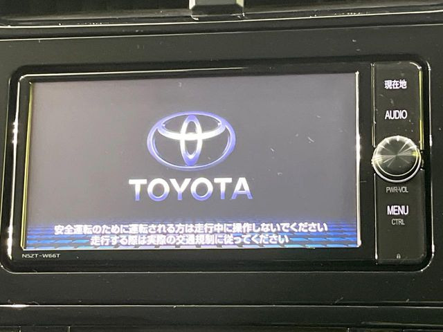 �y�����i�r�z�l�C�̏����i�r�𑕔����Ă���܂��B�i�r�̎g���₷���͂������A�I�[�f�B�I�@�\���[��!�L�����v�◷�s�͂������A�ʋ΂┃�����ȂǕ��i�̃h���C�u���y�����Ȃ�͂���