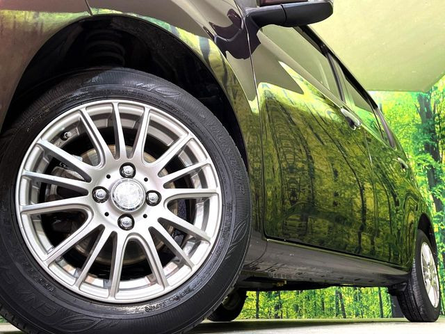 �O�ςɃ}�b�`�����A���~�z�C�[���𑕒����Ă���܂��B�e��A���~�z�C�[����A�X�^�b�h���X�^�C�����戵�����Ă���܂��B���񂲑��k����������