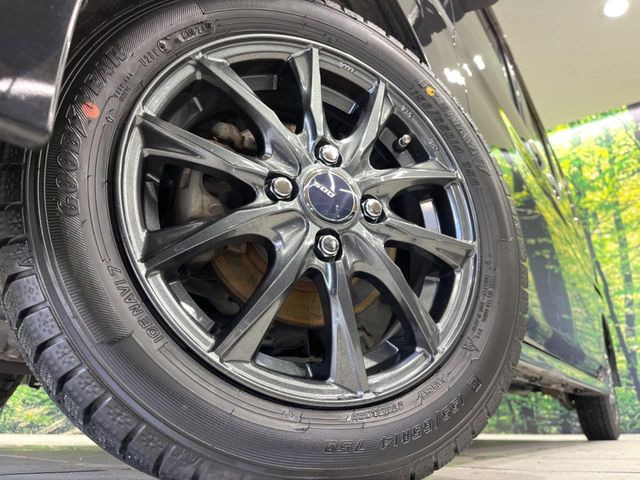 �y14�C���`�A���~�z�C�[���z�O�ςɃ}�b�`�����A���~�z�C�[���𑕒����Ă���܂��B�e��A���~�z�C�[����A�X�^�b�h���X�^�C�����戵�����Ă���܂��B���񂲑��k����������