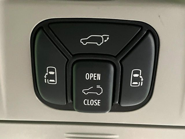 �y�����p���[�X���C�h�h�A�z�X�}�[�g�L�[��^�]�Ȃ̃X�C�b�`�Ō�ȗ����X���C�h�h�A�̊J���\���d��������͂����ăh�A���J����K�v�������A�����Ȃ��q�l�ł��ȒP�ɊJ���߂ł����K�ł���