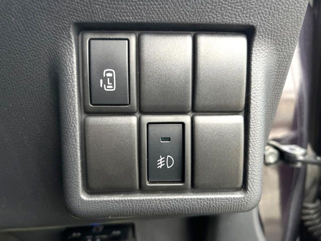 �y�p���[�X���C�h�h�A�z�X�}�[�g�L�[��^�]�Ȃ̃X�C�b�`�ŃX���C�h�h�A�̊J���\���d��������͂����ăh�A���J����K�v�������A���������q�l�ł��A�d���ו��������Ă��鎞�����N�ɊJ���߂ł��܂���