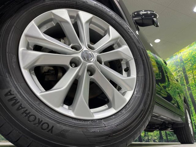 �y����17�C���`�A���~�z�C�[���z�O�ςɃ}�b�`���������A���~�z�C�[���𑕒����Ă���܂��B�e��ЊO�A���~�z�C�[����A�X�^�b�h���X�^�C�����戵�����Ă���܂��B���񂲑��k����������