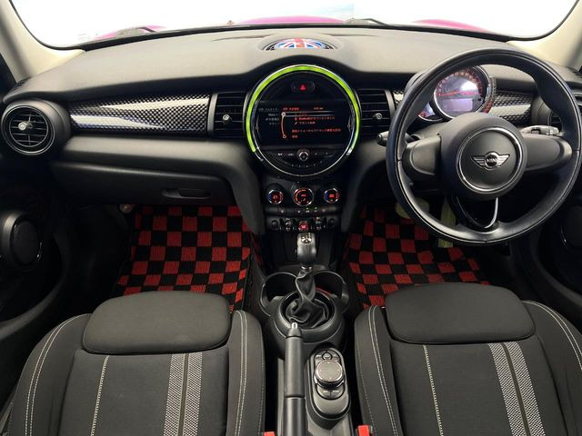 �A���ԃO���[�v���݌ɐ���2,000��!�S���̌n��X���烁�[�J�[�E�Ԏ��킸���Љ�o����̂ŁA���Ȃ��Ƀs�b�^���̂��Ԃ�������͂��ł���܂��͂��₢���킹��������