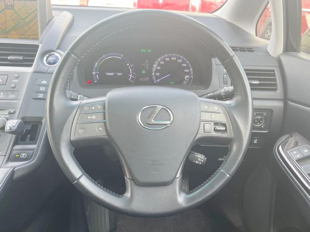 �y�����v�����X�e�A�����O�z�㎿�Ȋv���g�p���邱�ƂŁA��ɂ����������݂ƂĂ��^�]���₷���n���h���ł���