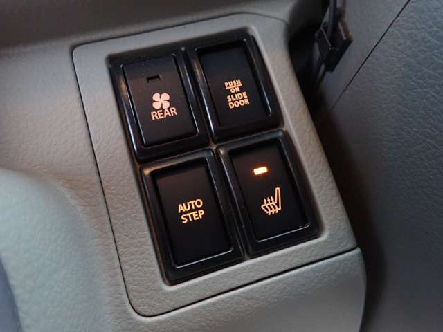 ���V�[�g�q�[�^�[����!�G�A�R���ɔ�ׂĒg�܂�X�s�[�h�������̂œ~�ł����K�ɉ߂����܂��B�₦���ŔY�܂�Ă�����ɂ����A�܂��A�G�A�R���ɔ�ׂĎԓ��̋�C���������ɂ����̂��A�������|�C���g�ł���