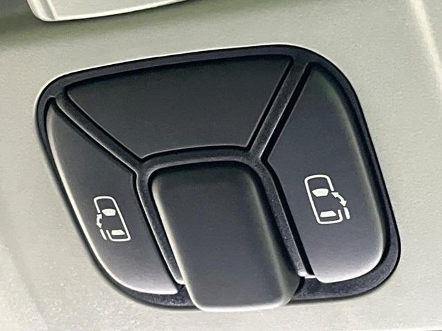 �y�����p���[�X���C�h�h�A�z�X�}�[�g�L�[��^�]�Ȃ̃X�C�b�`�Ō�ȗ����X���C�h�h�A�̊J���\���d��������͂����ăh�A���J����K�v�������A�����Ȃ��q�l�ł��ȒP�ɊJ���߂ł����K�ł���