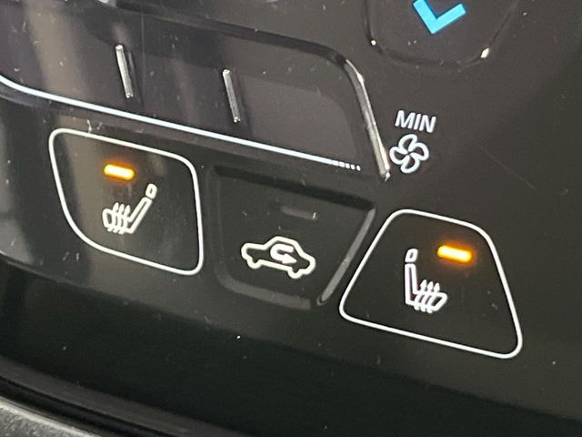 �y�V�[�g�q�[�^�[�z�������ɏd�󂷂�V�[�g�q�[�^�[!�G�A�R����葁�����܂��Ă����̂Ŋ�����̐l�����S�ł��ˁ�G�A�R���̉����͊������邩����A�Ƃ������ɂ����������߂ł��B