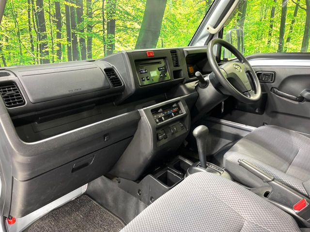 �^�]�Ȃ܂��ɂ͏\���ȃX�y�[�X������A�啿�ȕ��ł��������^�]���Ă�����������ł��B�ς݉��낵�̂��₷���f�b�L�ɂ͂����Ղ�Ɖו���ςݍ���ł��������܂��B�V�т���d���܂ŁA�l�X�ȃV�[���ŗ���܂���