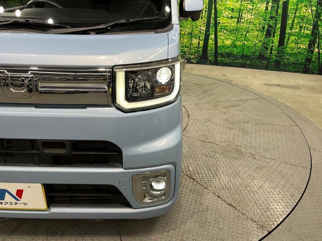 �yLED�w�b�h���C�g�z���V����ԑ��s�����ǍD�Ȏ��E���m�ۂ����S���ĉ^�]�ł��鍂�P�xLED�w�b�h���C�g�𑕔�!�_�����x�������A����d�͂��}�����Ă��܂��B