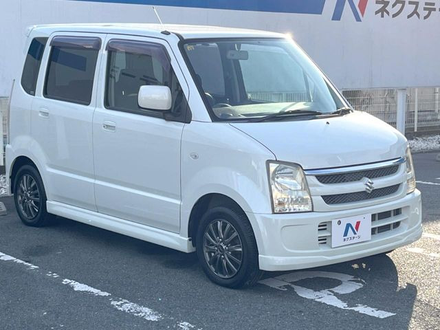 �������x�̃K���X�疌�ŝ����͂������A�㎿�ȃc���E����������B���O����_���J�����؂Ȉ��Ԃ�ی삵�A�F�����E�򉻂�h�~�B�u�e�X�v���b�V���R�[�g�v�A�u�e�v���~�b�T�R�[�g�v���炨�I�т��������܂��B