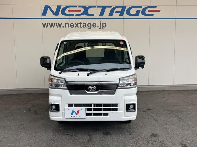 ���Ђł́A�S�ԁw�C�����Ȃ��x�̂��Ԃ̂ݎ�舵���Ă���܂��B��C�o�C���[�ɂ�錵�I�����d����̌�A���Ɍ�̎ԗ��`�F�b�N���s���A�l�N�X�e�[�W���F�肵�����i���Ȓ��ÎԂ����񋟂��Ă���܂��B