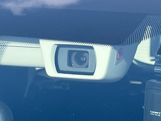 �y�A�C�T�C�gVer3�z�O���̎ԗ��������m���A�Փ˂������Ȏ��͌x��Œ��ӂ𑣂��A�u���[�L�𓥂ޗ͂��T�|�[�g�B�u���[�L�𓥂߂Ȃ������ꍇ�͏Փ˔�Q�y���u���[�L���쓮�A�Փˉ�����T�|�[�g���܂��B