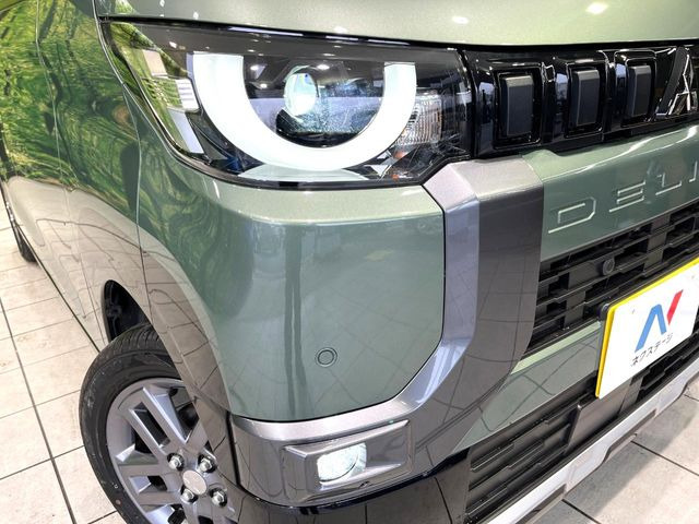 �yLED�w�b�h���C�g�z���V����ԑ��s�����ǍD�Ȏ��E���m�ۂ����S���ĉ^�]�ł��鍂�P�xLED�w�b�h���C�g�𑕔�!�_�����x�������A����d�͂��}�����Ă��܂��B