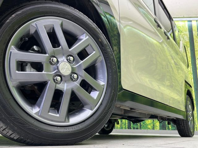 �y����15�C���`�A���~�z�C�[���z�O�ςɃ}�b�`���������A���~�z�C�[���𑕒����Ă���܂��B�e��ЊO�A���~�z�C�[����A�X�^�b�h���X�^�C�����戵�����Ă���܂��B���񂲑��k����������