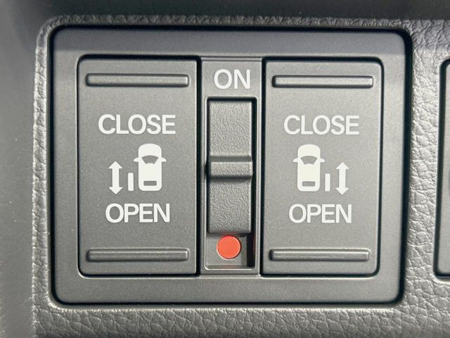 �y�����p���[�X���C�h�h�A�z�X�}�[�g�L�[��^�]�Ȃ̃X�C�b�`�Ō�ȗ����X���C�h�h�A�̊J���\���d��������͂����ăh�A���J����K�v�������A�����Ȃ��q�l�ł��ȒP�ɊJ���߂ł����K�ł���