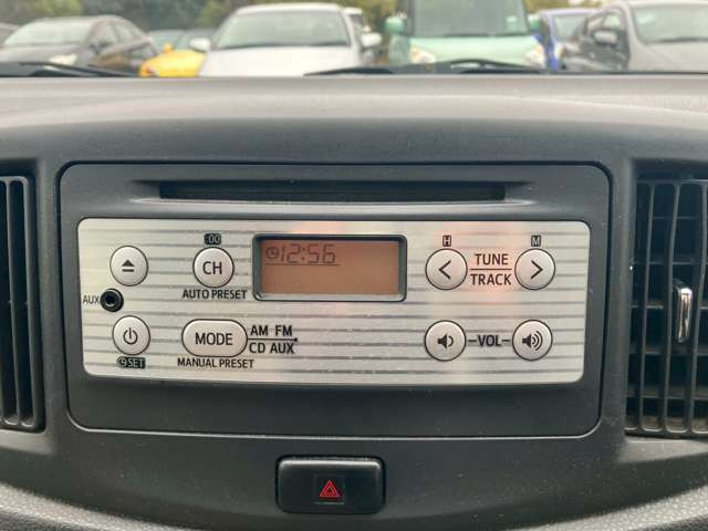 �C�ɂȂ邨�Ԃ�����܂�����E�̓d�b�ԍ����璼�ڂ��X�ɂ��₢���킹���������B�x�����@����ԗ����A��Ԃ܂łȂ�ł������������Ē����܂��B�X�^�b�t�ꓯ���A�����҂����Ă���܂��B