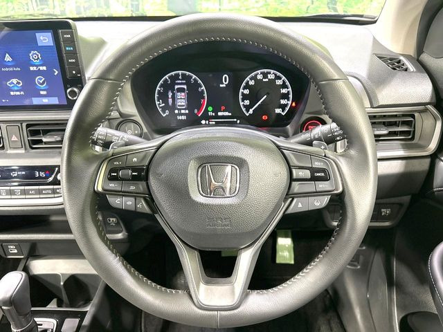 �y�����v�����X�e�A�����O�z�㎿�Ȋv���g�p���邱�ƂŁA��ɂ����������݂ƂĂ��^�]���₷���n���h���ł���