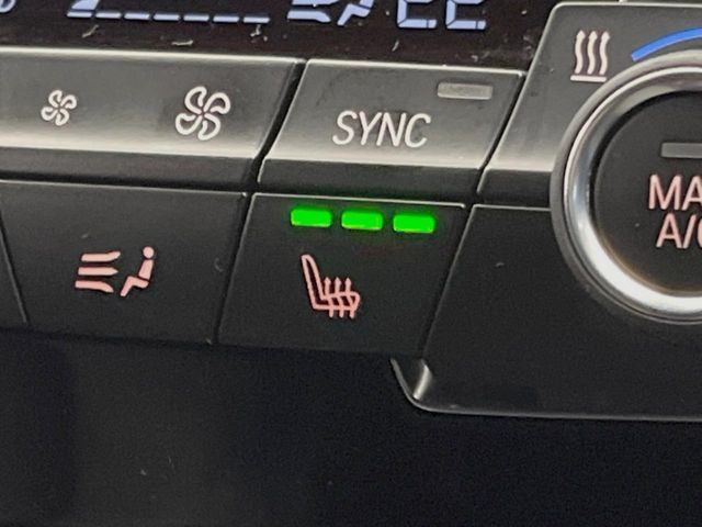 ���t�����g�V�[�g�q�[�e�B���O:�^�]�ȁE����ȋ��ɎO�i�K�Œ��߂��\�ȃV�[�g�q�[�^�[�𑕔����Ă���܂��B�G�߂��킸���K�ɂ��g�p���������܂��B