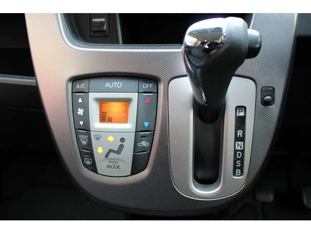 �I�[�g�G�A�R��