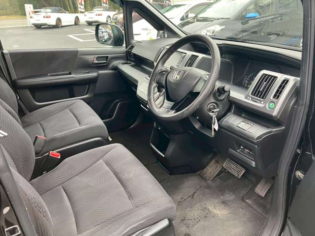 �C�ɂȂ邨�Ԃ�����܂�����E�̓d�b�ԍ����璼�ڂ��X�ɂ��₢���킹���������B�x�����@����ԗ����A��Ԃ܂łȂ�ł������������Ē����܂��B�X�^�b�t�ꓯ���A�����҂����Ă���܂��B