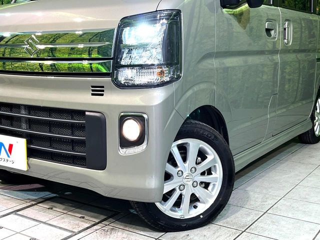 �yLED�w�b�h���C�g�z���V����ԑ��s�����ǍD�Ȏ��E���m�ۂ����S���ĉ^�]�ł��鍂�P�xLED�w�b�h���C�g�𑕔�!�_�����x�������A����d�͂��}�����Ă��܂��B