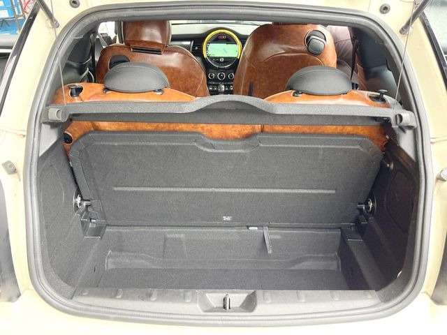 ���g�����N���[��:����L������e�X�y�[�X!���ꂾ���̍L��������΂��������⃌�W���[�Ȃǂɂ��œK�ł�!�g�p�������Ȃ����ꂢ�ȏ�Ԃ��ێ����Ă���܂��B