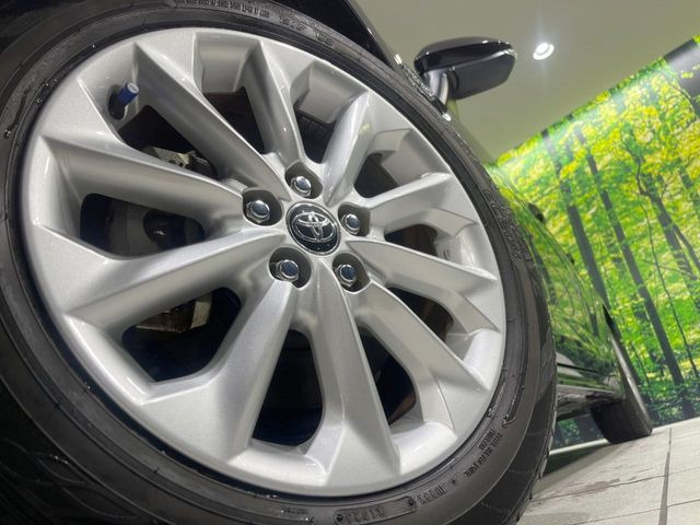 �y����16�C���`�A���~�z�C�[���z�O�ςɃ}�b�`���������A���~�z�C�[���𑕒����Ă���܂��B�e��ЊO�A���~�z�C�[����A�X�^�b�h���X�^�C�����戵�����Ă���܂��B���񂲑��k����������