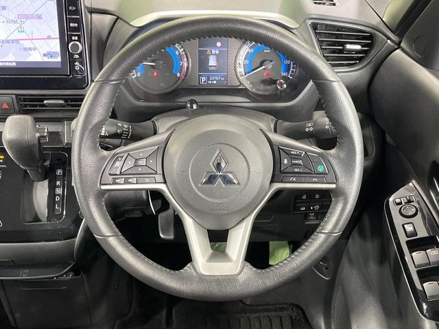 �y�X�e�A�����O�X�C�b�`�z�^�]���A�O������ڐ������炷���ƂȂ��A�I�[�f�B�I���̑��삪�\�ȕ֗��@�\!���S&���K�ȃh���C�u�����o���Ă���܂���