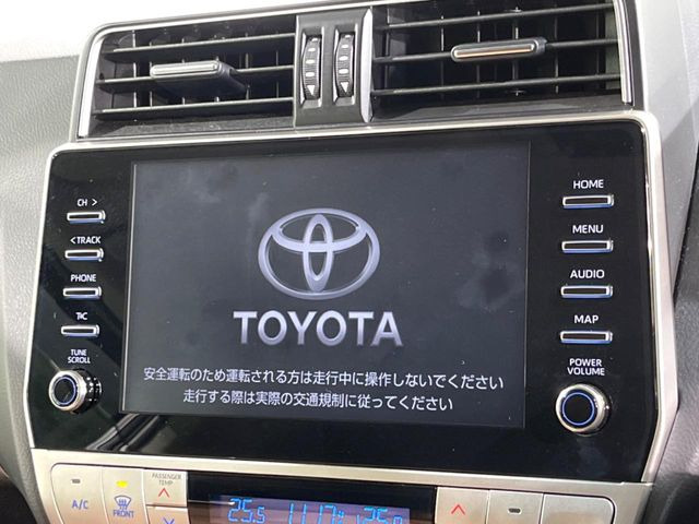 【ディスプレイオーディオ】お手持ちのスマートフォンとの連携で、ナビや音楽再生など各種アプリを使用可能。スマホに近い感覚でお使いいただけます♪