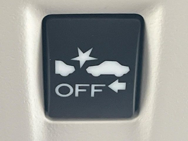 �y�A�C�T�C�gVer3�z�O���̎ԗ��������m���A�Փ˂������Ȏ��͌x��Œ��ӂ𑣂��A�u���[�L�𓥂ޗ͂��T�|�[�g�B�u���[�L�𓥂߂Ȃ������ꍇ�͏Փ˔�Q�y���u���[�L���쓮�A�Փˉ�����T�|�[�g���܂��B