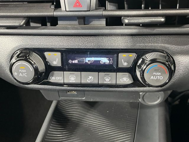 �y�V�[�g�q�[�^�[�z�������ɏd�󂷂�V�[�g�q�[�^�[!�G�A�R����葁�����܂��Ă����̂Ŋ�����̐l�����S�ł��ˁ�G�A�R���̉����͊������邩����A�Ƃ������ɂ����������߂ł��B