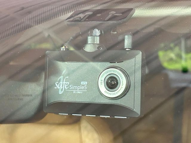 �y�h���C�u���R�[�_�[�z���S�E���S�ȃJ�[���C�t�ɕK�{�̃h���C�u���R�[�_�[�𑕔�!���s���͂������A������^�]�⎖�̂ɑ��������ۂ̏󋵂��f���ŋL�^���A����̃��X�N�ɔ����܂��B