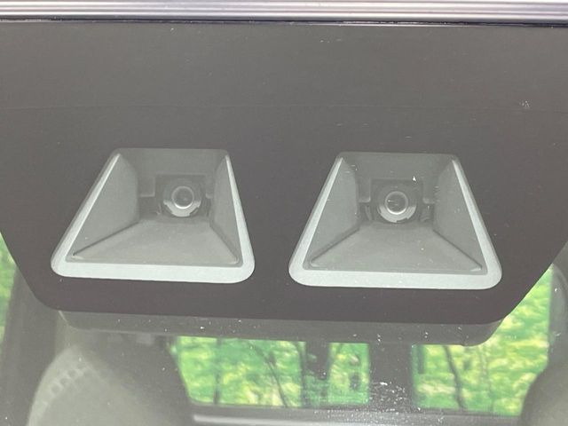 �y�X�}�[�g�A�V�X�g�z���s���ɑO���̎ԗ�����F�����A�Փ˂������Ȏ��͌x��ƃu���[�L�ŏՓˉ���Ɣ�Q�y�����A�V�X�g�B�����S�Ƀh���C�u�����y���݂��������܂��B