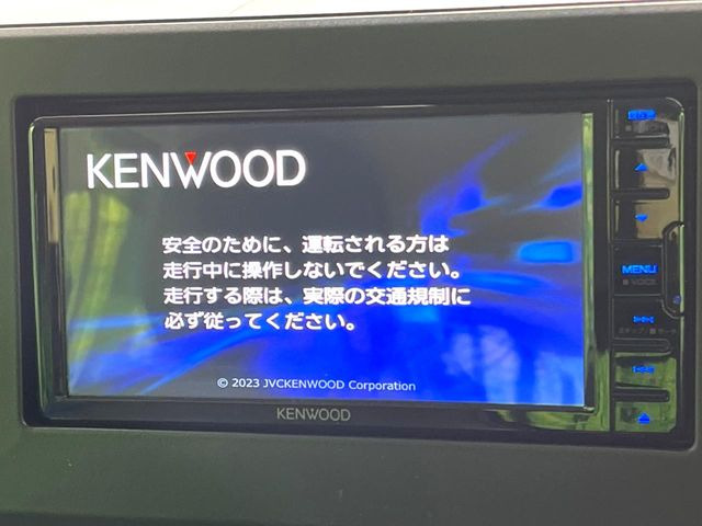 �y�i�r�Q�[�V�����z�g���₷���i�r�ŖړI�n�܂ł�������ē����Ă���܂��B�e��I�[�f�B�I�Đ��@�\���[�����Ă���A���Ԃ̉^�]������Ɋy�����Ȃ�܂�!!