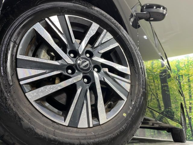 �y����16�C���`�A���~�z�C�[���z�O�ςɃ}�b�`���������A���~�z�C�[���𑕒����Ă���܂��B�e��ЊO�A���~�z�C�[����A�X�^�b�h���X�^�C�����戵�����Ă���܂��B���񂲑��k����������