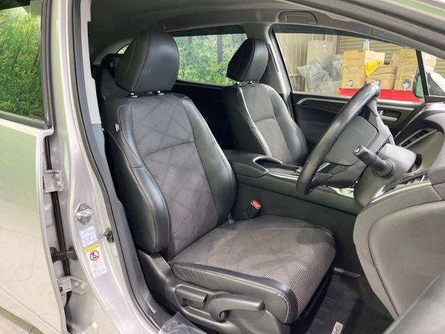 �y�n�[�t���U�[�V�[�g�z�������ƍ���S�n�𗼗������l�C�̃V�[�g���w�ʁE���ʂ̃t�@�u���b�N�f�ނ́A�ʋC���̗ǂ��⊊��ɂ����ɗD��Ă��܂��B�C���╞���ɍ��E���ꂸ���K�ɂ���肢�������܂��B