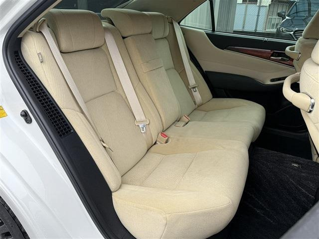 ���Ǝҗl�ւ̔̔��͂��f�肳���Ă��������܂��B �Ԍ������ԗ��̏ꍇ�́A�Ԍ����擾�������x�������z�ŕ\�����Ă���܂��B