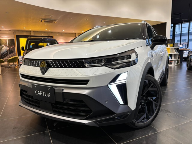 キャプチャーエスプリ アルピーヌ フルハイブリッド イーテック