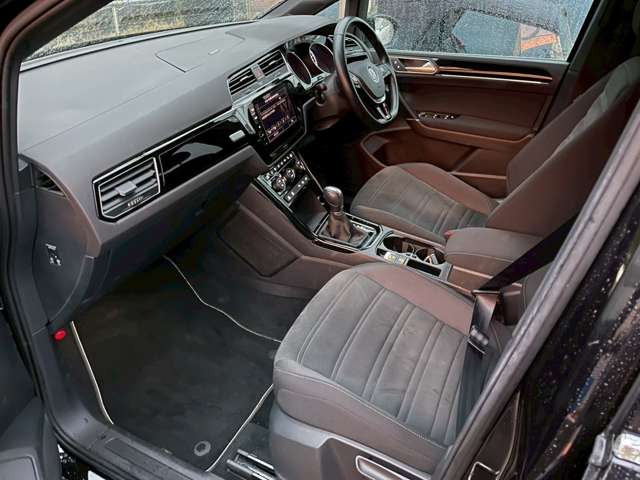 �C�ɂȂ邨�Ԃ�����܂�����E�̓d�b�ԍ����璼�ڂ��X�ɂ��₢���킹���������B�x�����@����ԗ����A��Ԃ܂łȂ�ł������������Ē����܂��B�X�^�b�t�ꓯ���A�����҂����Ă���܂��B