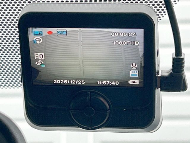 �y�h���C�u���R�[�_�[�z���S�E���S�ȃJ�[���C�t�ɕK�{�̃h���C�u���R�[�_�[�𑕔�!���s���͂������A������^�]�⎖�̂ɑ��������ۂ̏󋵂��f���ŋL�^���A����̃��X�N�ɔ����܂��B